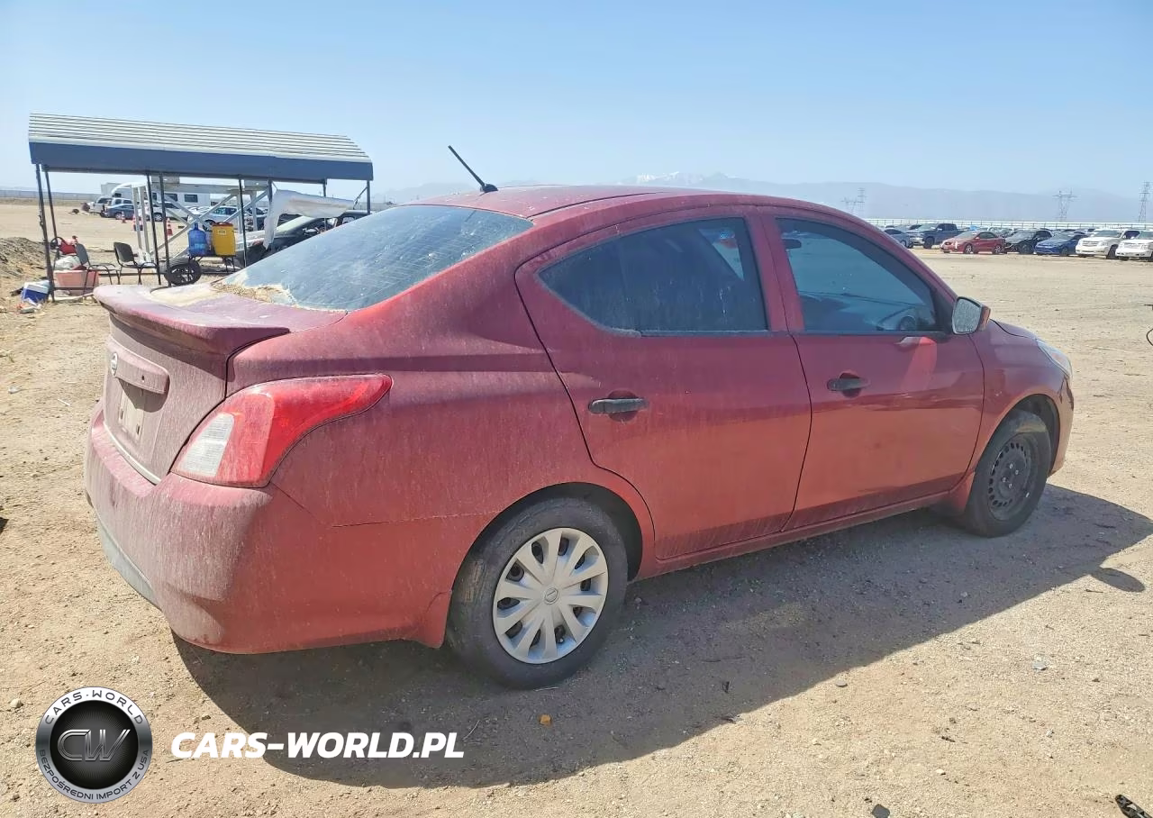 2017 Niss Versa VIN:3N1CN7AP6HL863955 - 3