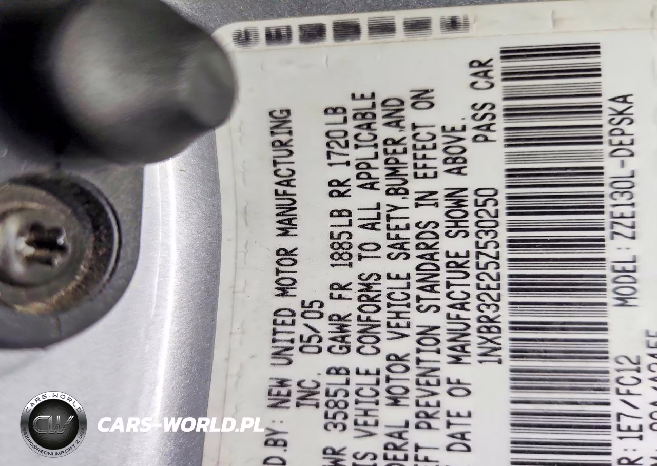 2005 Toyota Corolla S VIN:1NXBR32E25Z530250 - 14