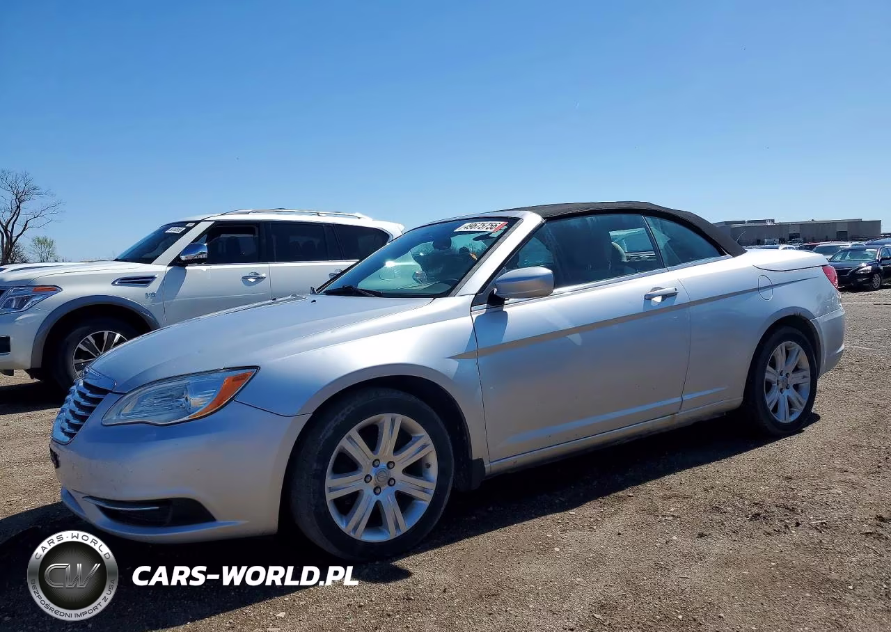 2011 Chrysler 200 Touring