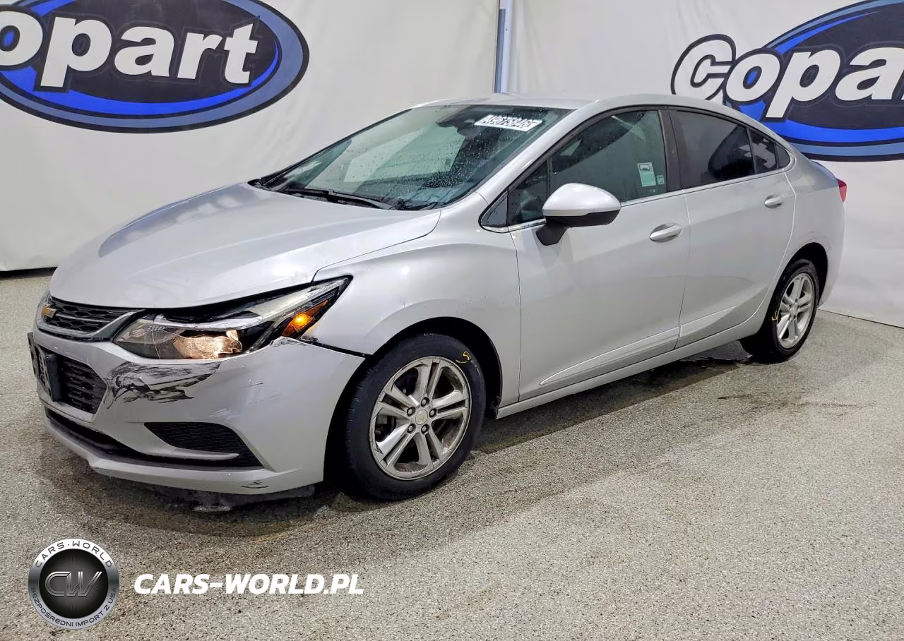 2018 Chevrolet Cruze Lt – zdjęcie 1 z 12