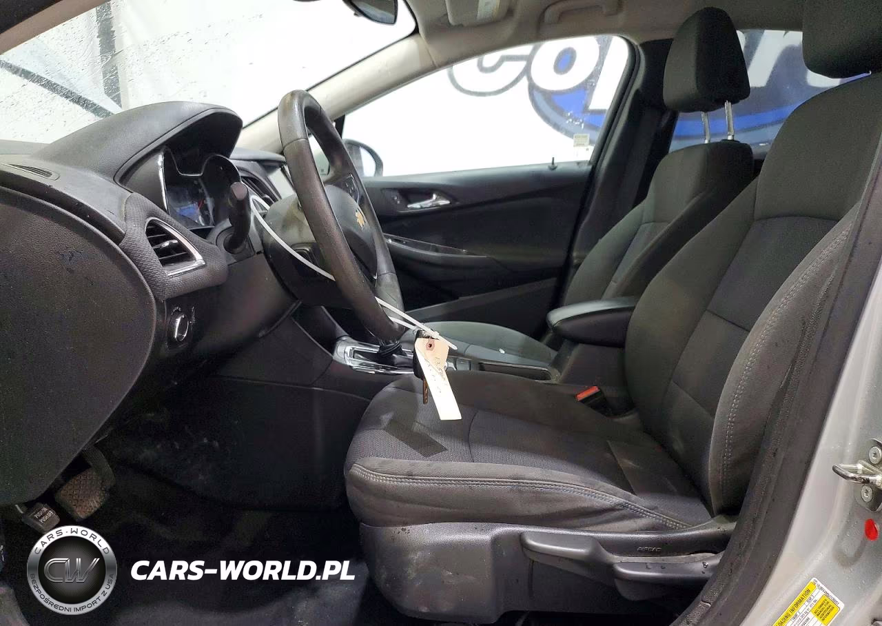 2018 Chevrolet Cruze Lt VIN:1G1BE5SM9J7135051 - 7