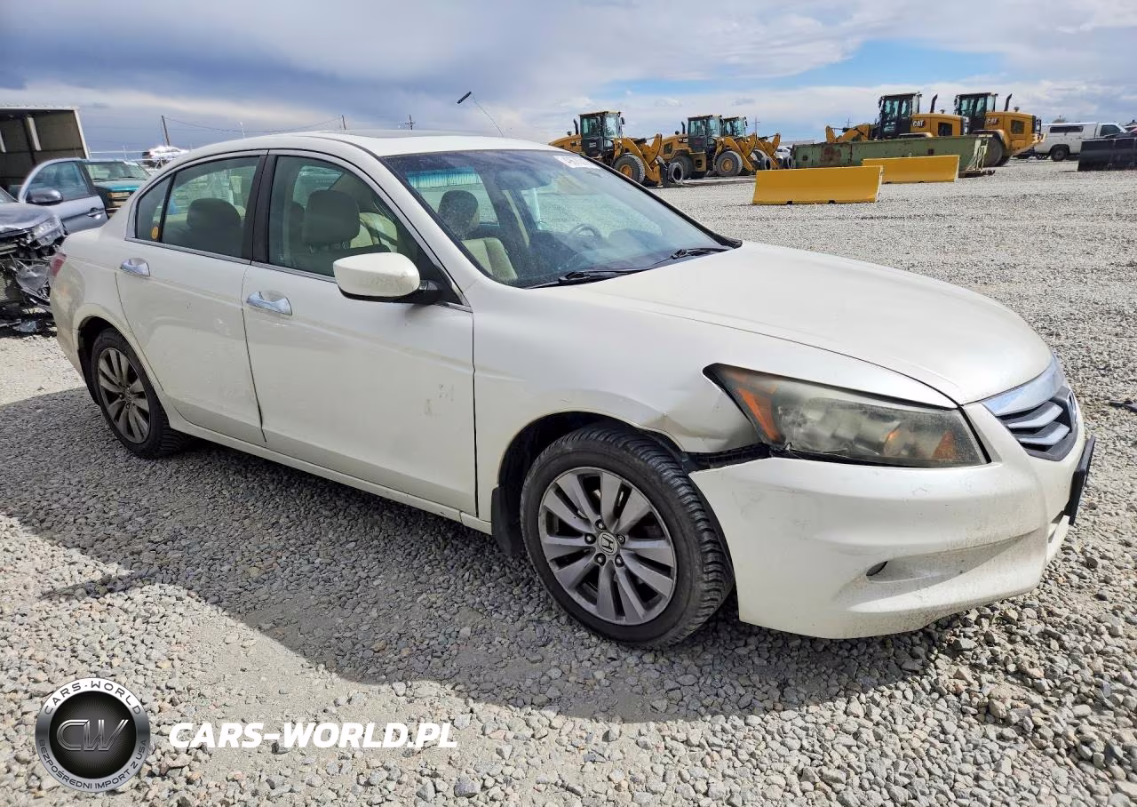 2011 Honda Accord Exl VIN:1HGCP3F81BA002670 - 4