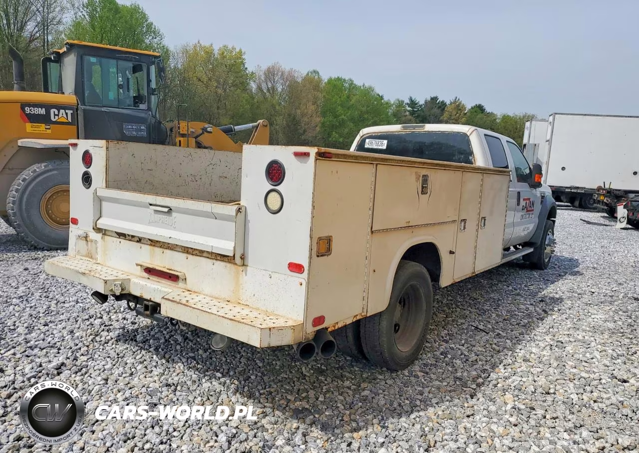 2008 Ford F550 Super Duty VIN:1FDAW56RX8EC66948 - 3