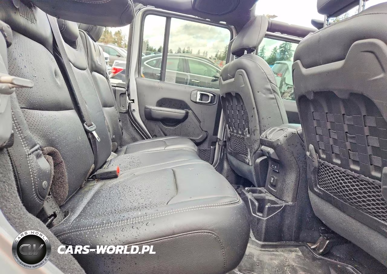 2019 Jeep Wrangler Unlimited Rubicon VIN:1C4HJXFG2KW662823 - 10