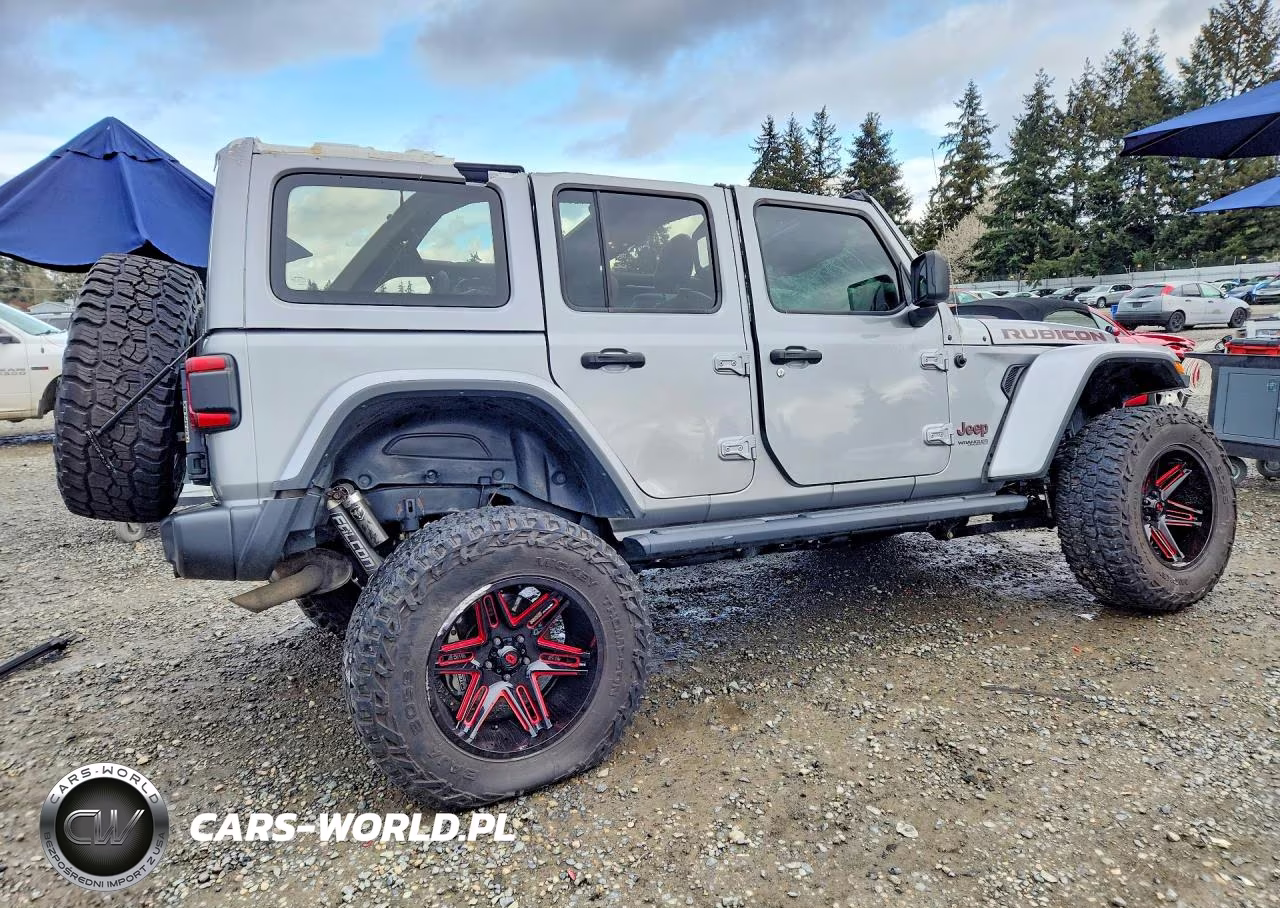 2019 Jeep Wrangler Unlimited Rubicon VIN:1C4HJXFG2KW662823 - 3