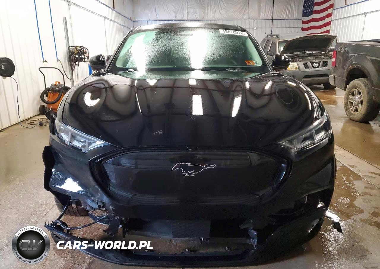 2021 Ford Mustang Mach-E Premium VIN:3FMTK3RMXMMA01900 - 5