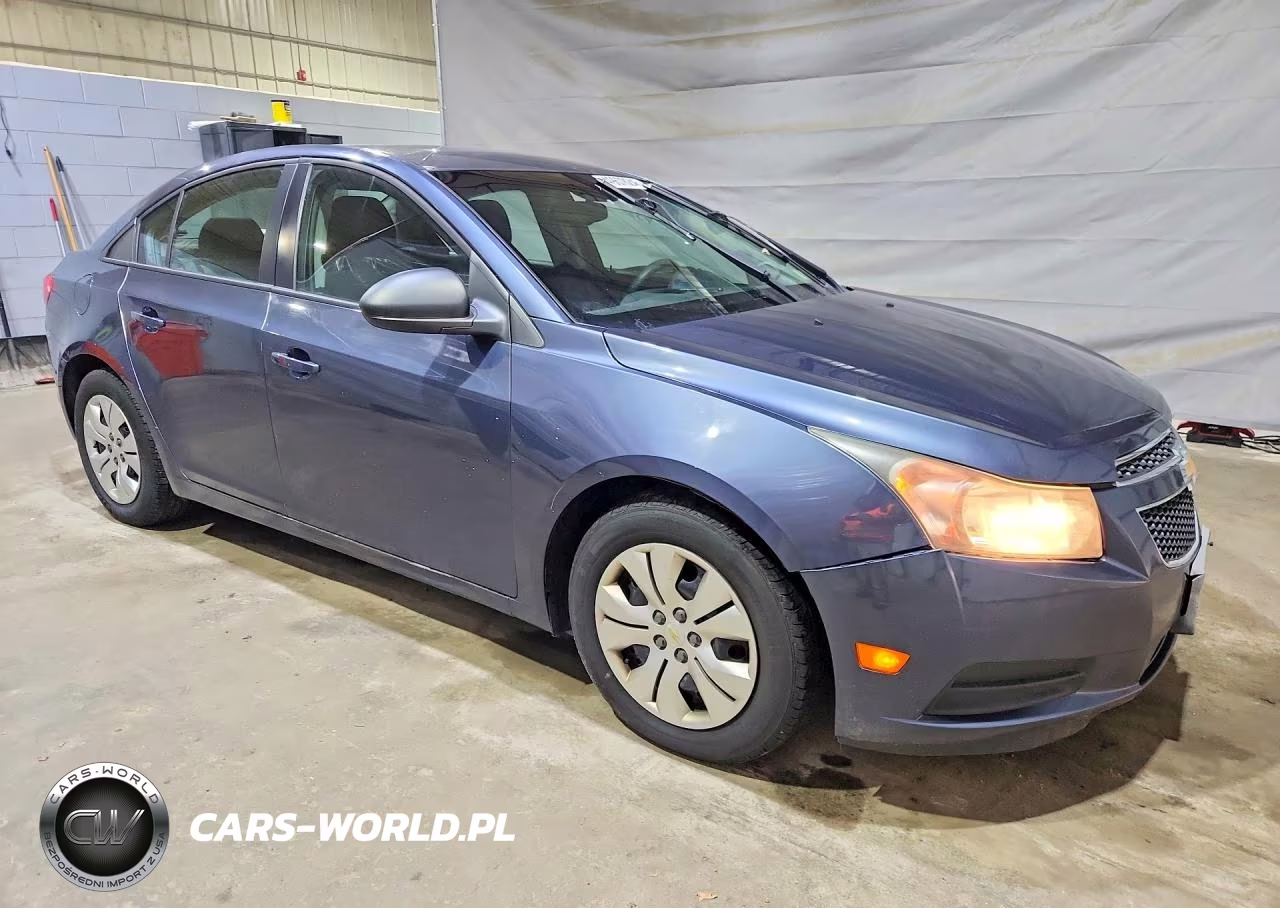 2013 Chevrolet Cruze Ls VIN:1G1PB5SG1D7310454 - 4