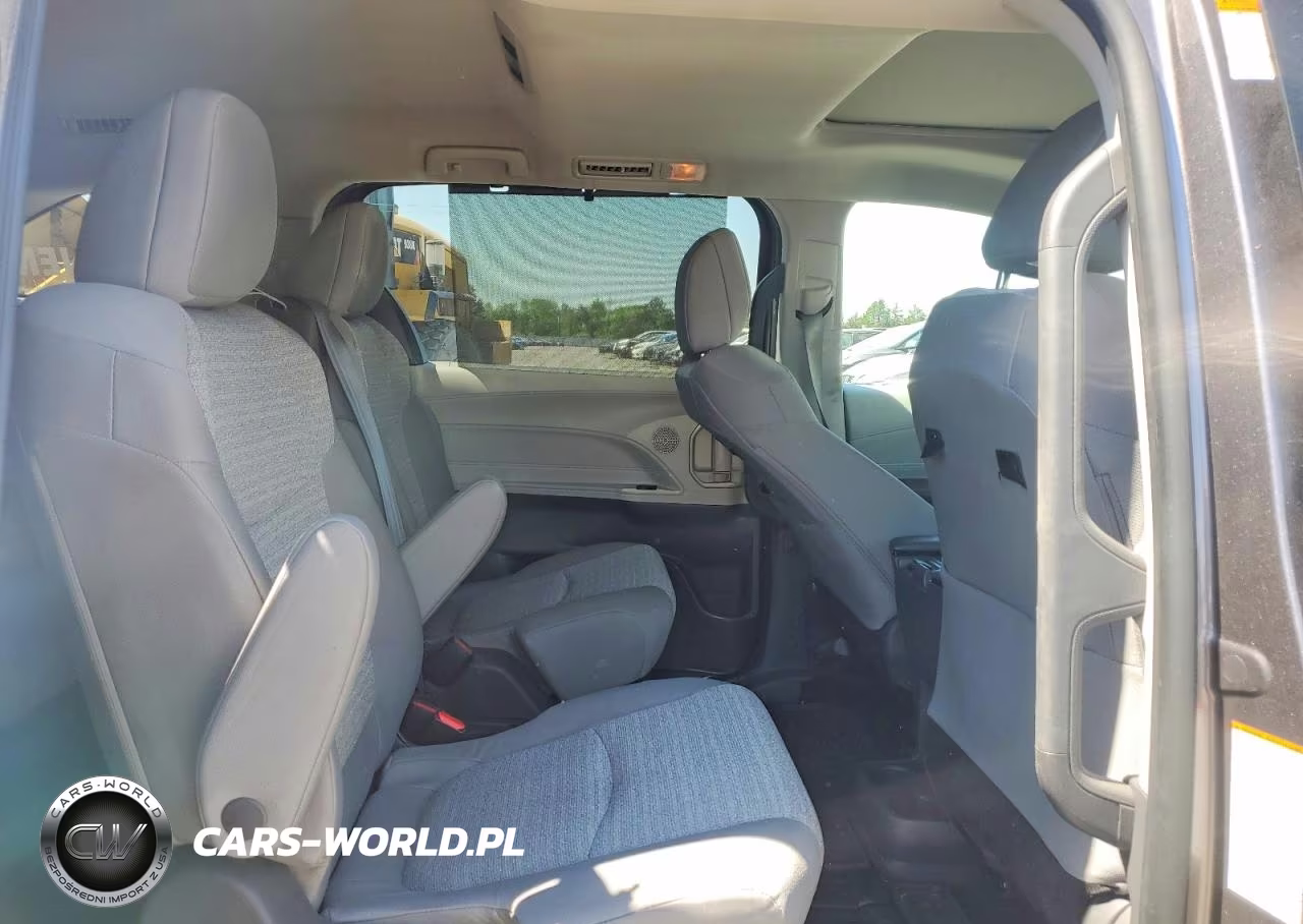 2021 Toyota Sienna Le VIN:5TDBSKFC6MS019865 - 11