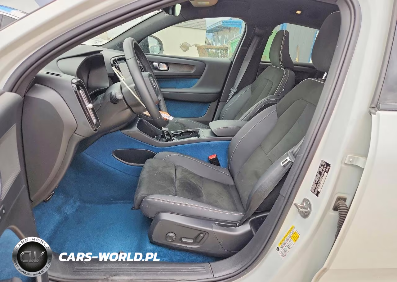 2023 Volvo C40 Recharge Plus VIN:YV4ED3GL7P2053639 - 7