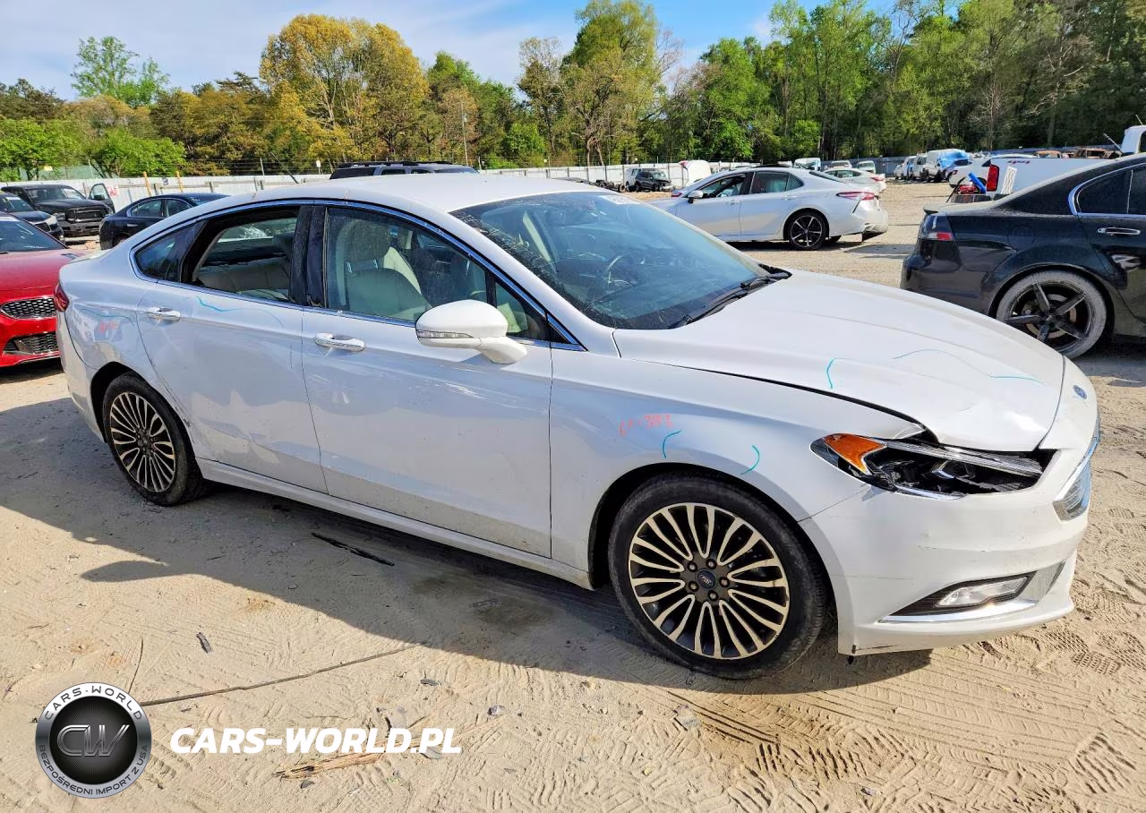 2018 Ford Fusion Titanium VIN:3FA6P0D92JR154778 - 4
