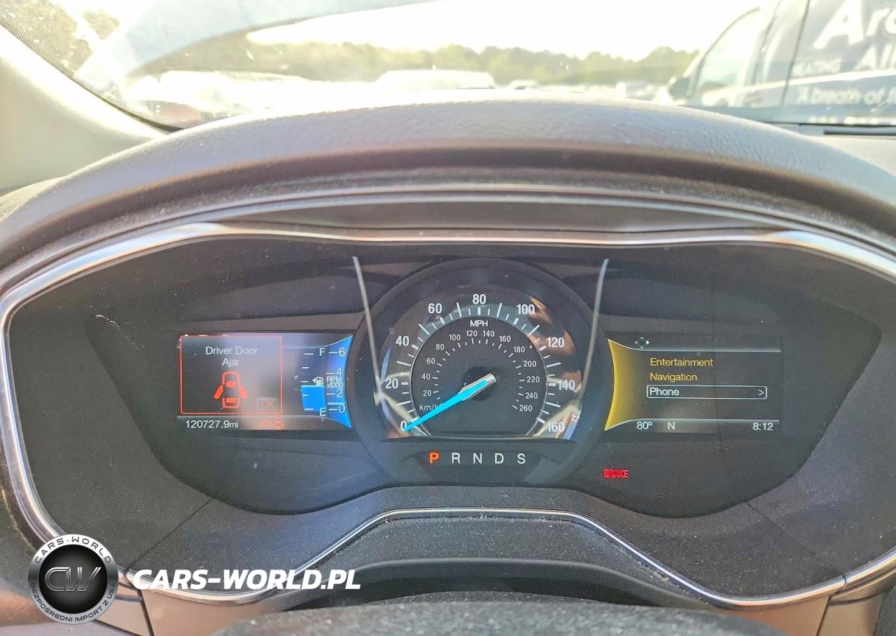 2018 Ford Fusion Titanium VIN:3FA6P0D92JR154778 - 9