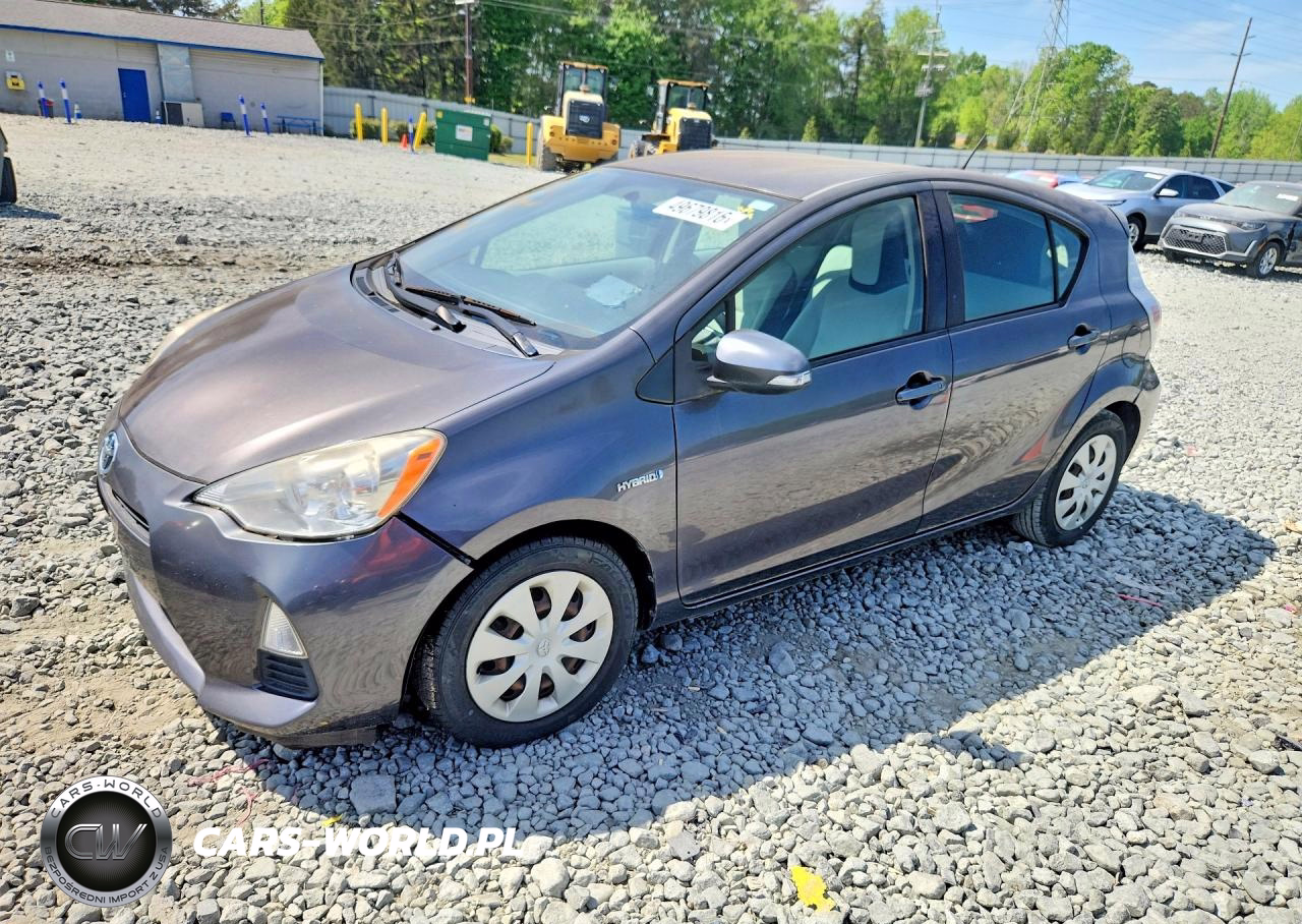 2014 Toyota Prius C One