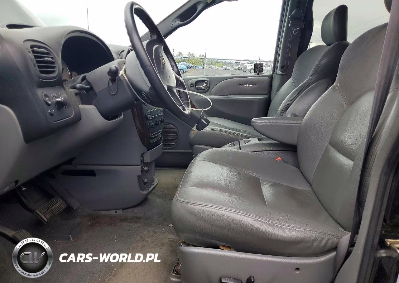 2004 Chrysler Town & Country Limited VIN:2C8GP64L24R575597 - 7