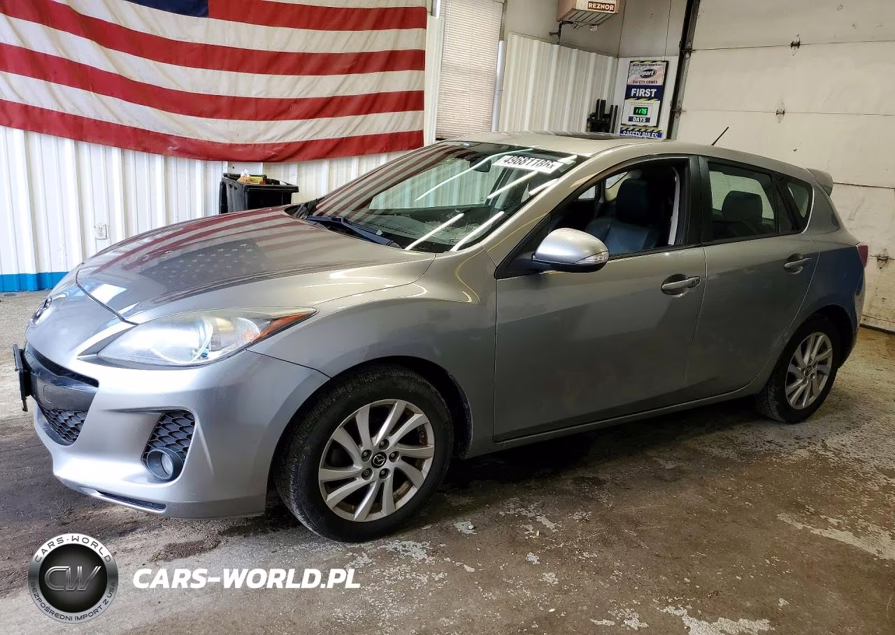 2013 Mazda 3 I