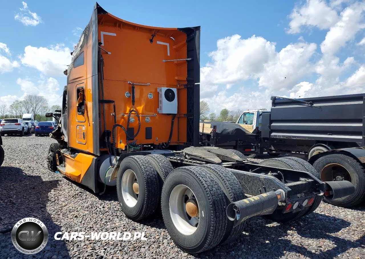 2022 Kenworth T680 Semi Truck VIN:1XKYD49X5NJ131784 - 3