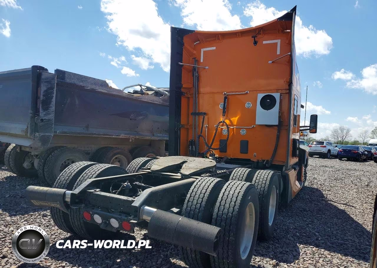 2022 Kenworth T680 Semi Truck VIN:1XKYD49X5NJ131784 - 4