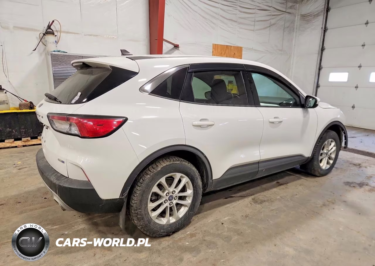 2020 Ford Escape Se VIN:1FMCU9G64LUA89256 - 3