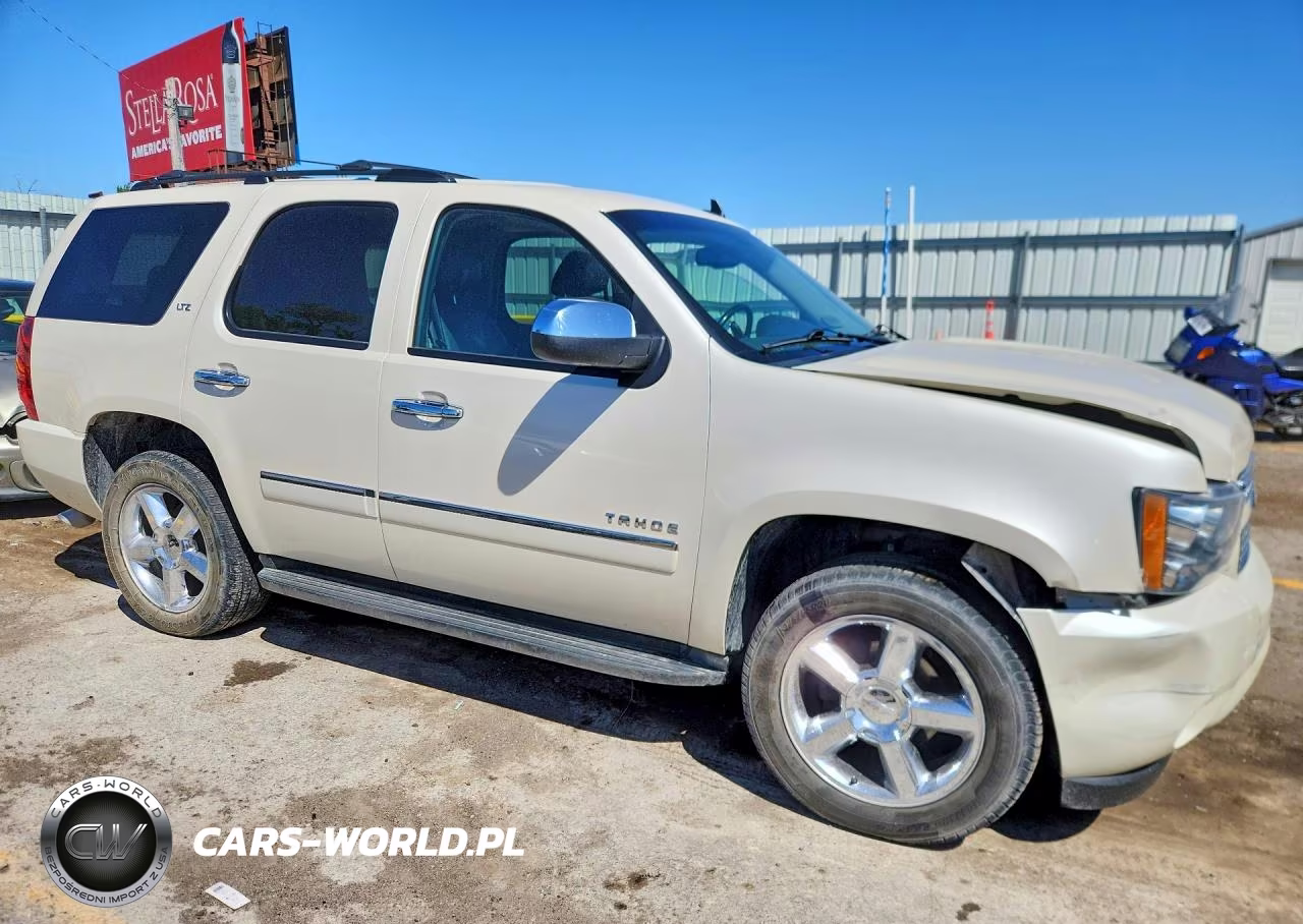 2013 Chevrolet Tahoe K1500 Ltz VIN:1GNSKCE03DR368467 - 4