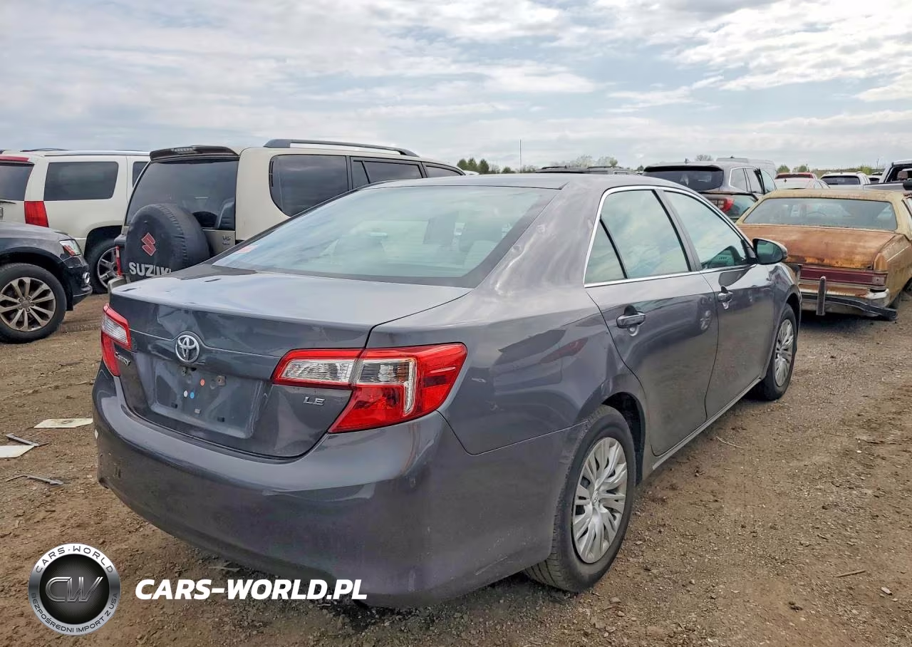 2014 Toyota Camry Le VIN:4T4BF1FK9ER339671 - 3