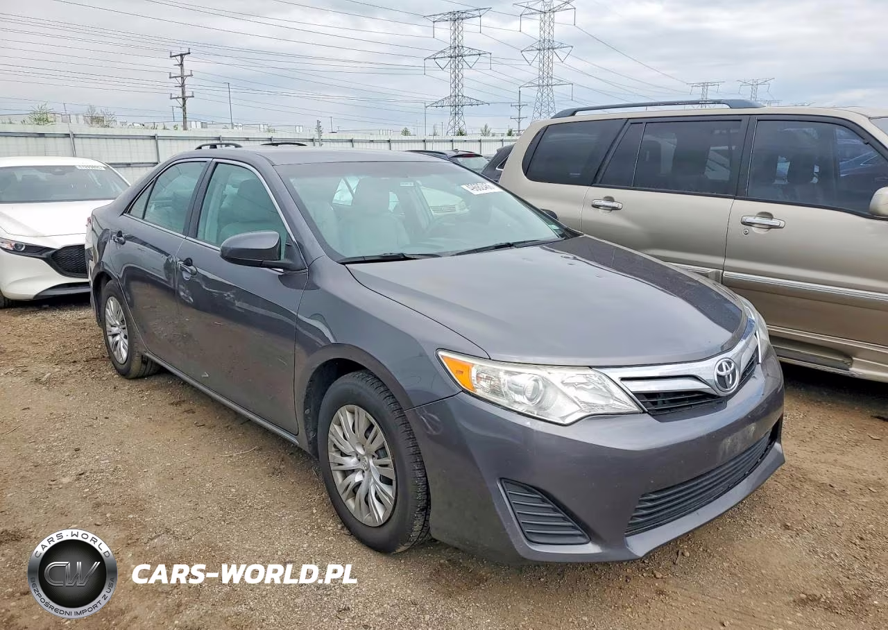 2014 Toyota Camry Le VIN:4T4BF1FK9ER339671 - 4
