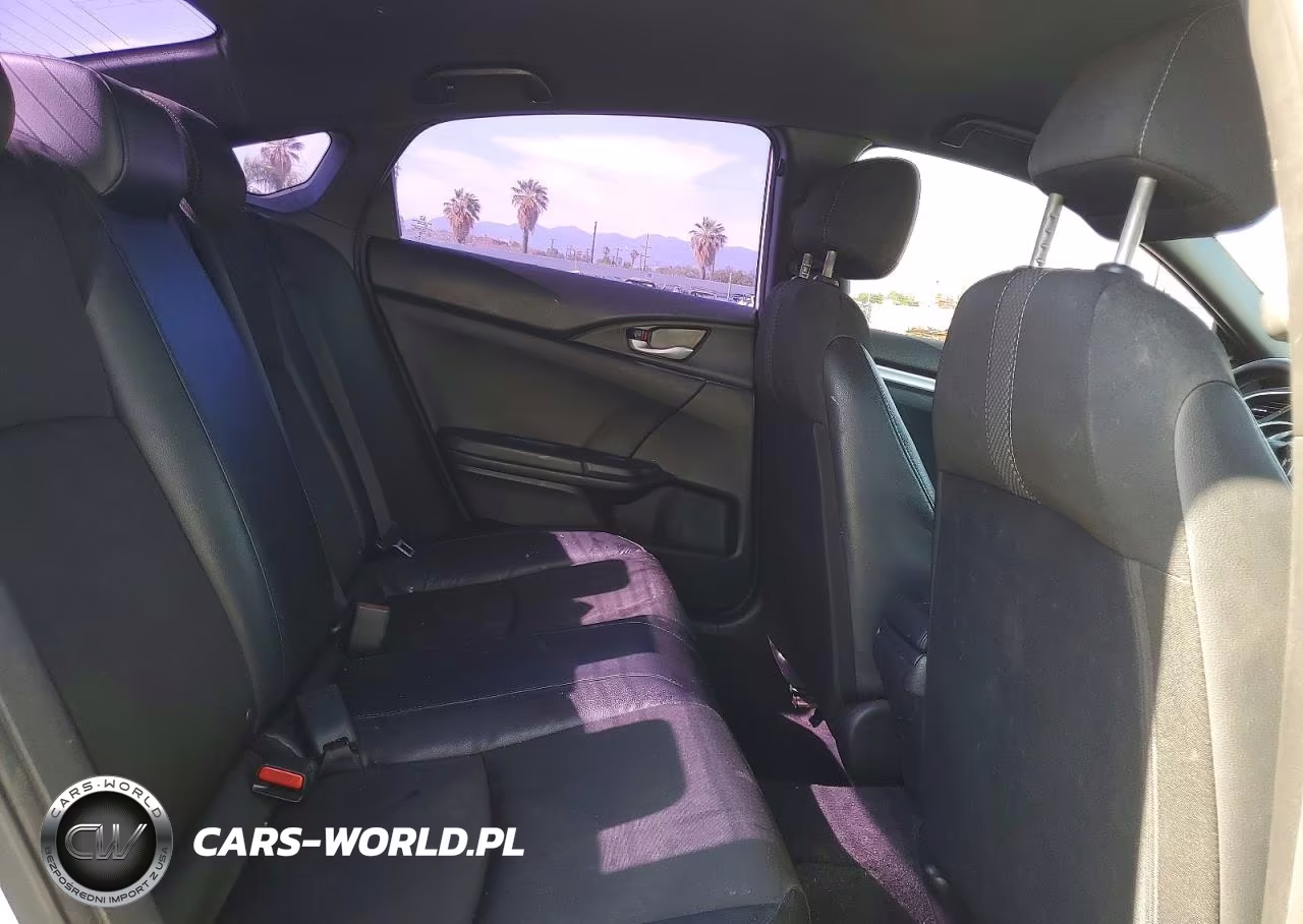 2019 Honda Civic Sport VIN:2HGFC2F8XKH587205 - 10