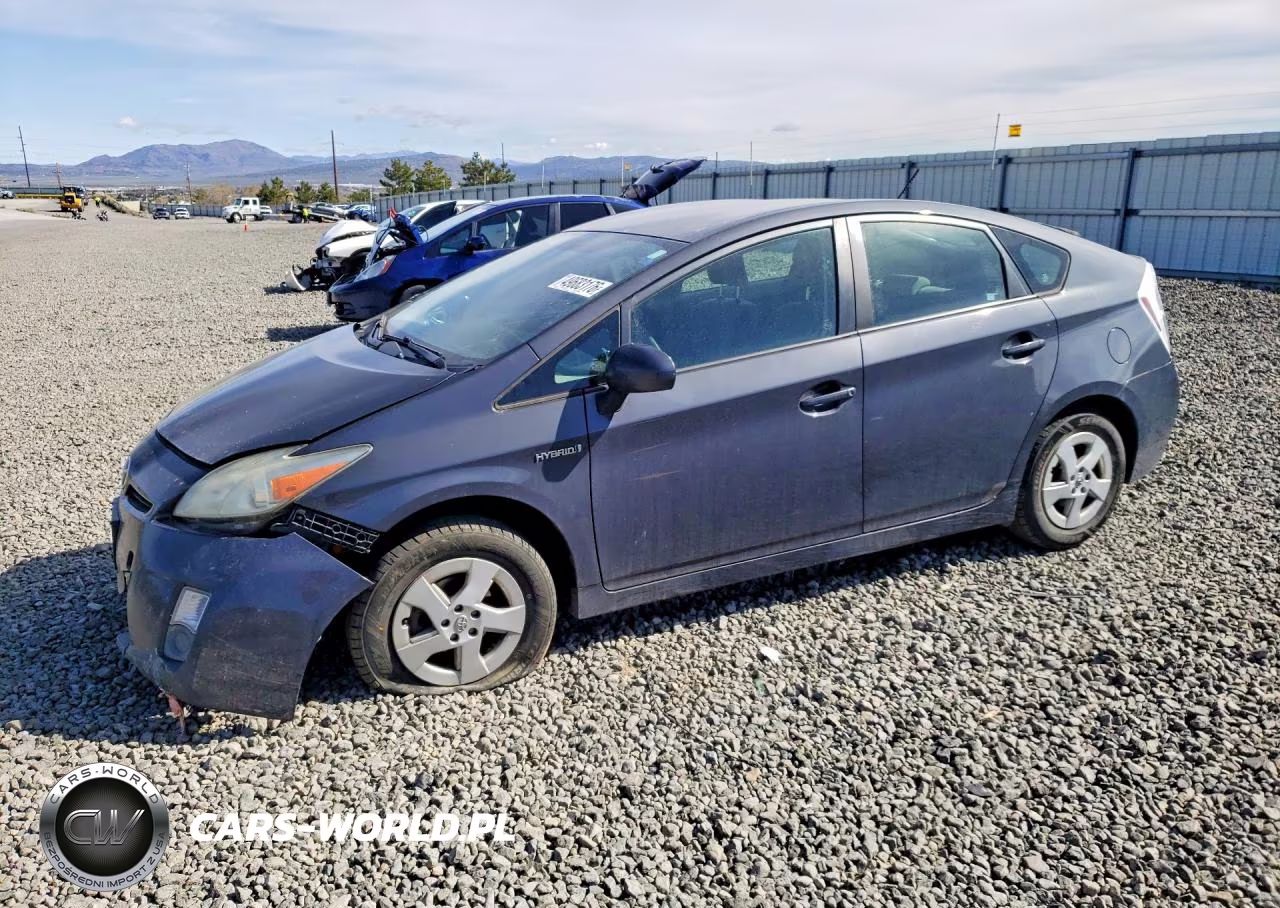 2011 Toyota Prius Two