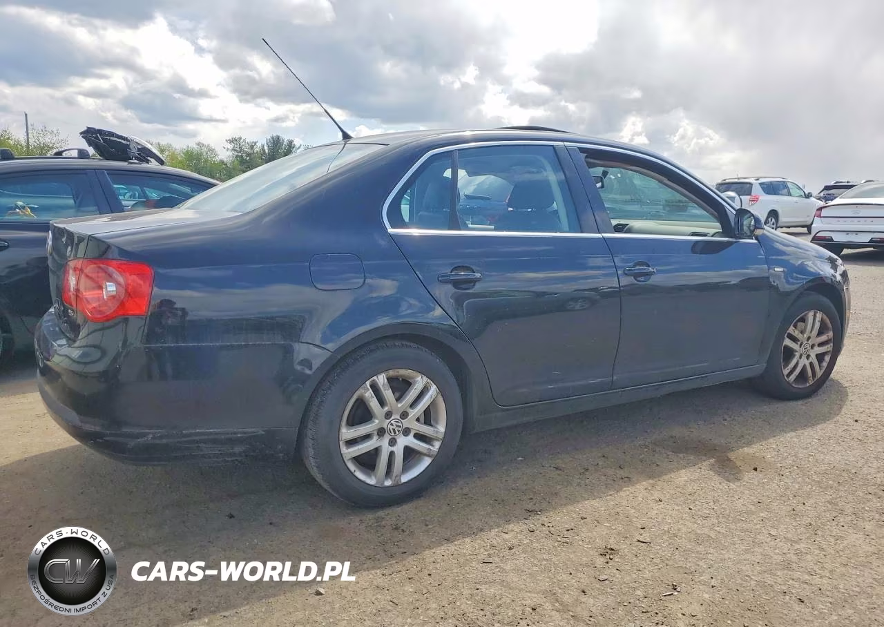 2007 Volkswagen Jetta Wolfsburg VIN:3VWEG71KX7M157307 - 3