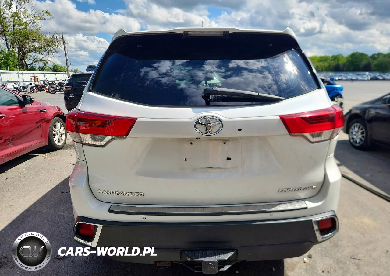2017 Toyota Highlander Limited VIN:5TDDZRFH3HS373843 - 6