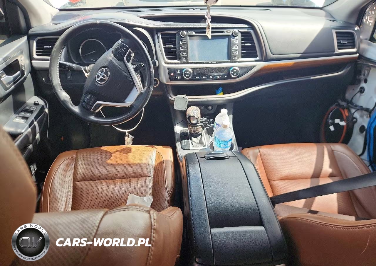 2017 Toyota Highlander Limited VIN:5TDDZRFH3HS373843 - 8