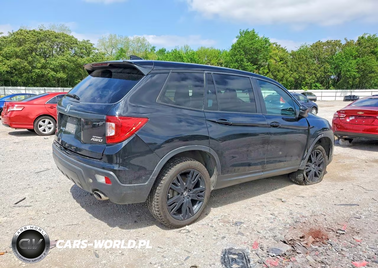 2021 Honda Passport Sport VIN:5FNYF8H26MB031718 - 3