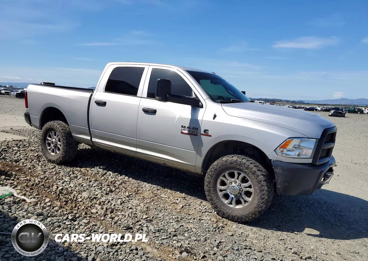 2017 Ram 2500 St VIN:3C6UR5CL1HG740469 - 4