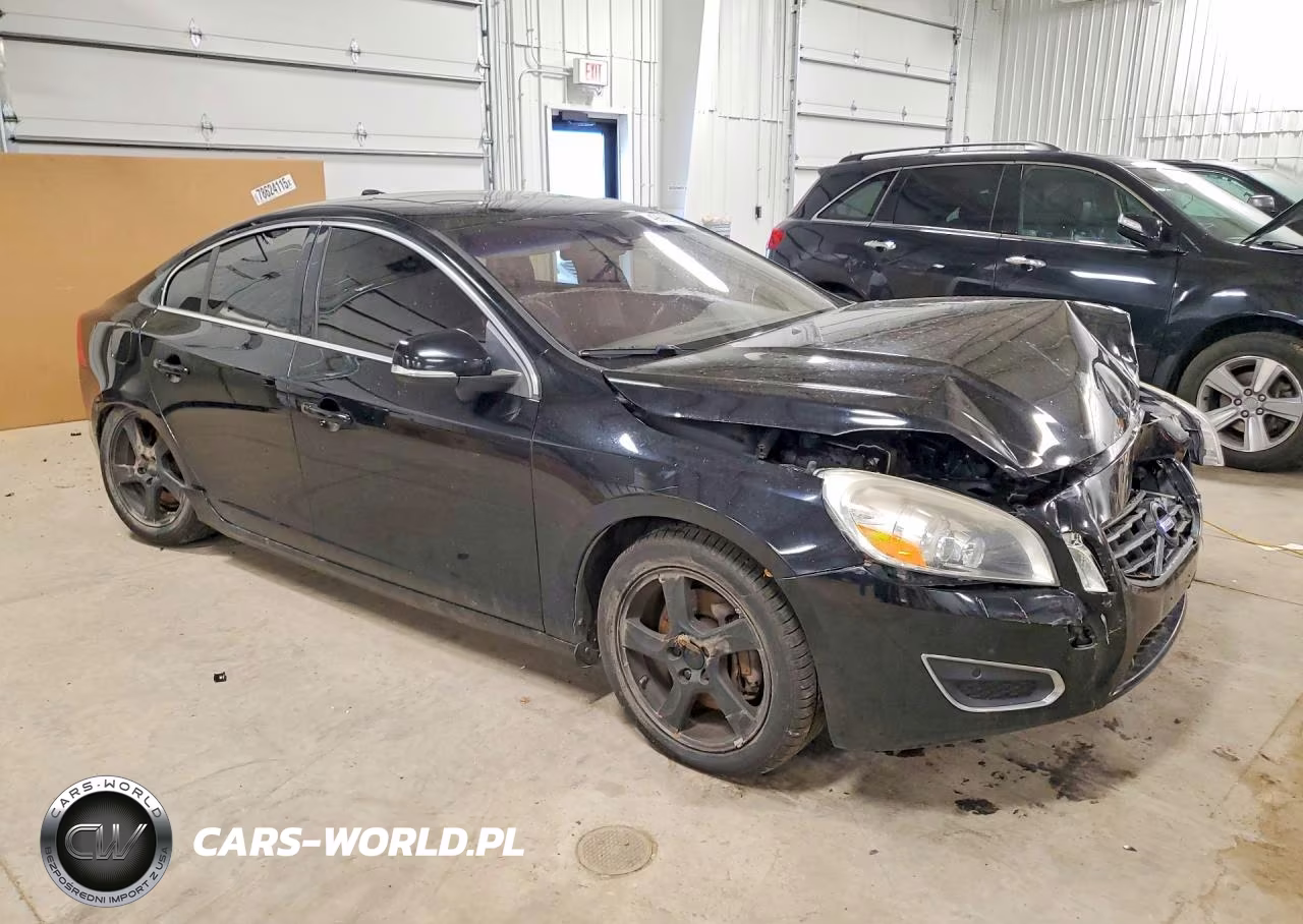 2013 Volvo S60 T5 VIN:YV1612FH4D2211397 - 4