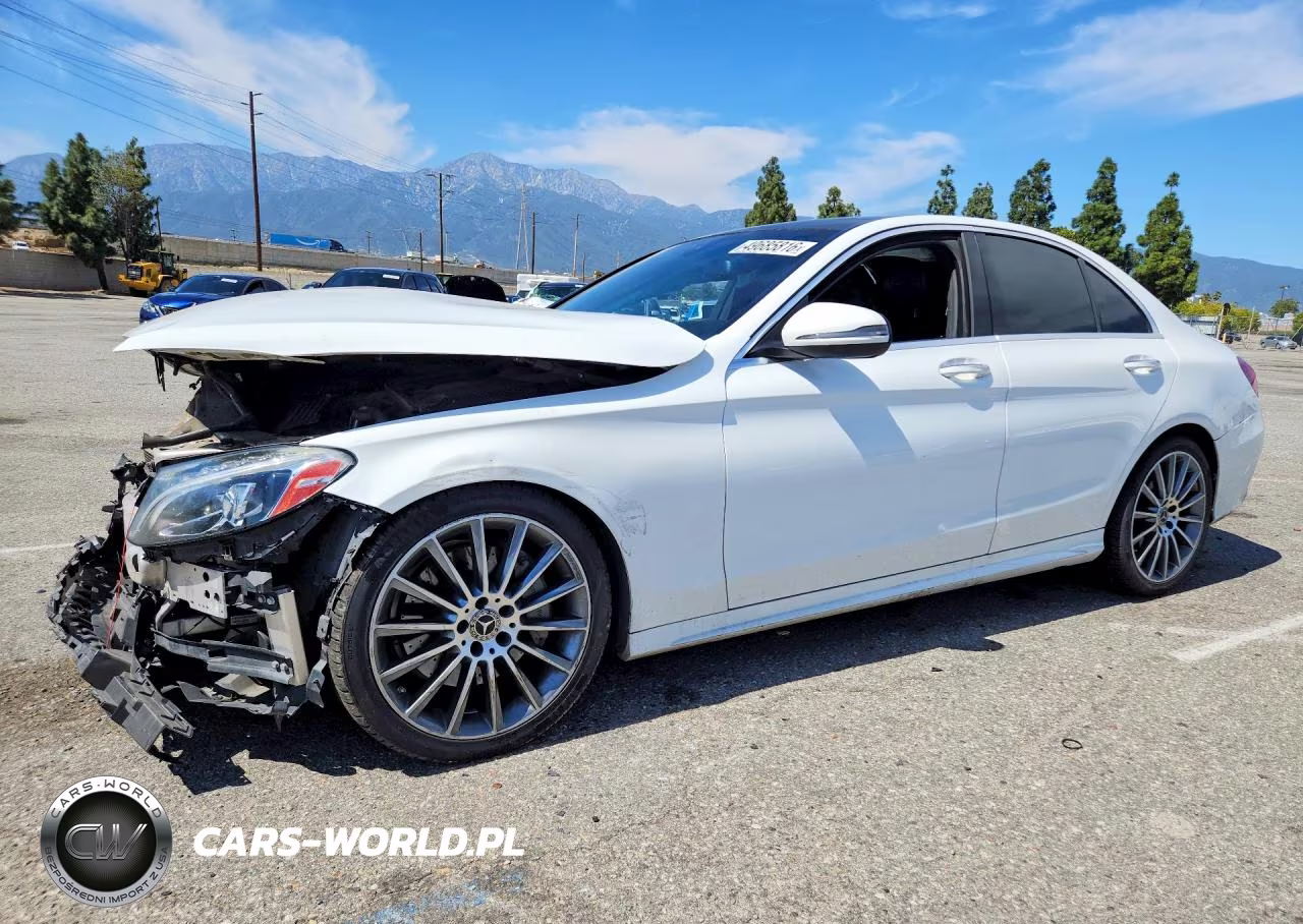 2018 Mercedes-Benz C 300