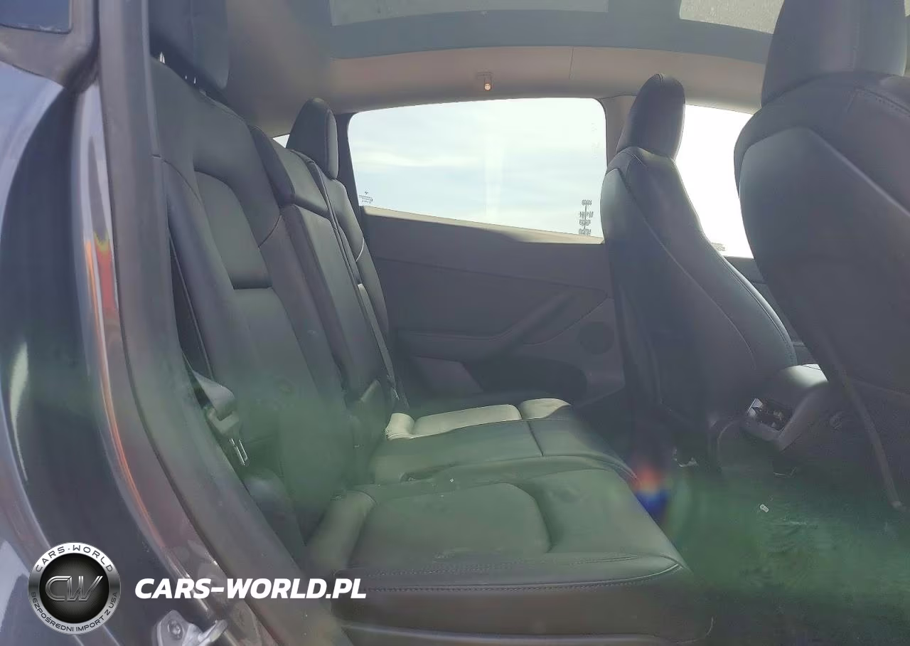 2023 Tesla Model Y VIN:7SAYGAEE2PF836805 - 11
