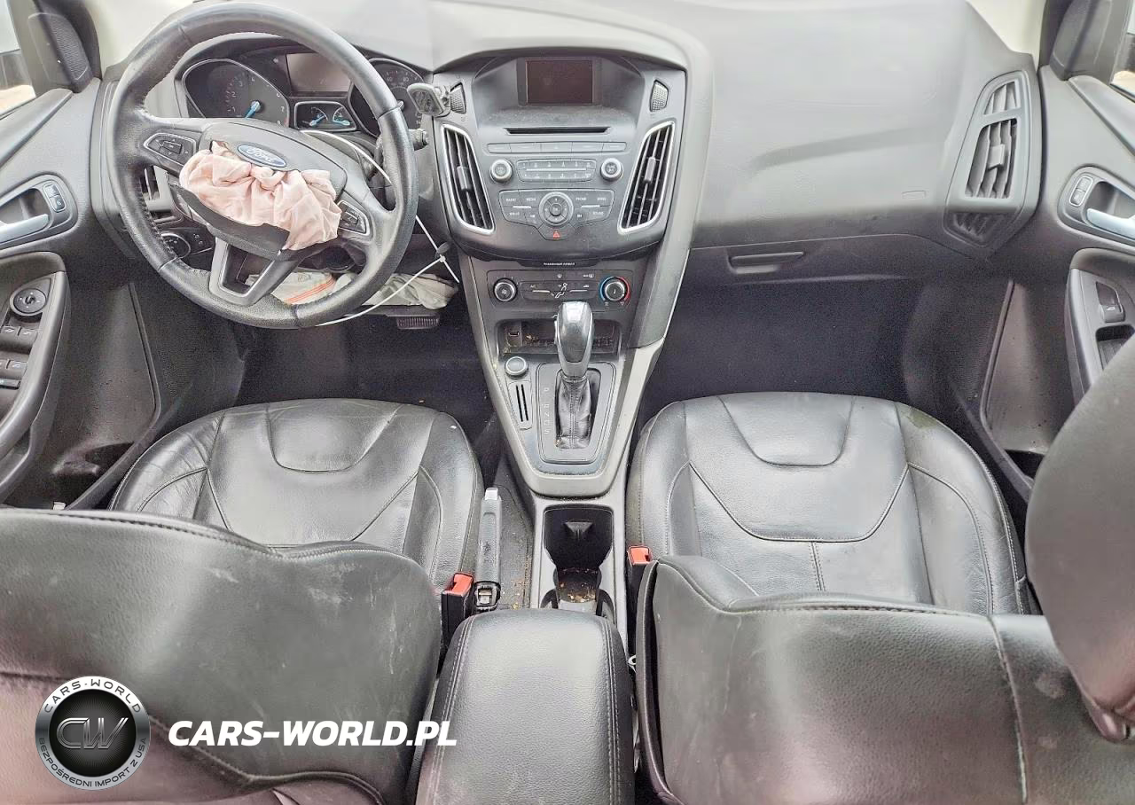 2015 Ford Focus Se VIN:1FADP3K23FL255753 - 8