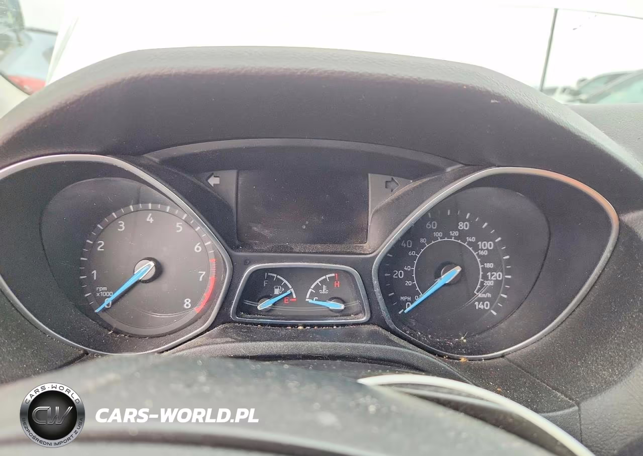2015 Ford Focus Se VIN:1FADP3K23FL255753 - 9