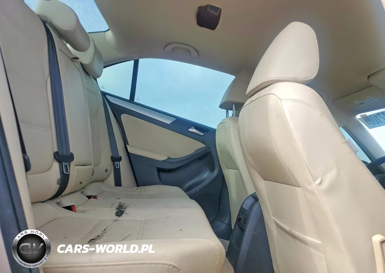 2014 Volkswagen Jetta Hybrid VIN:3VW637AJ2EM214569 - 10