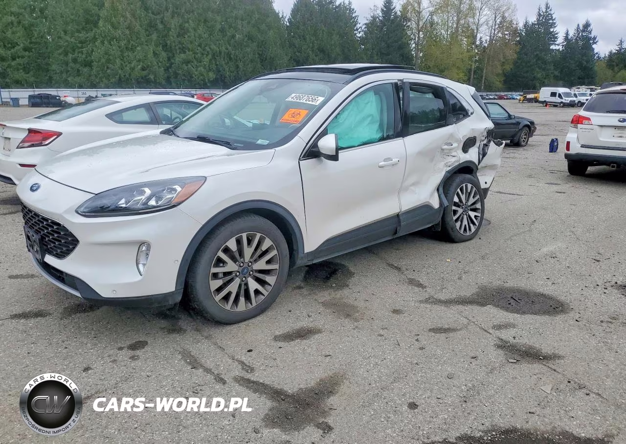 2021 Ford Escape Titanium