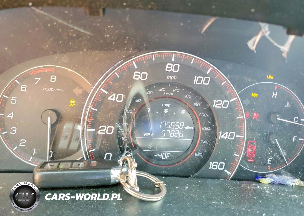 2015 Honda Accord Exl VIN:1HGCT2B84FA005855 - 9