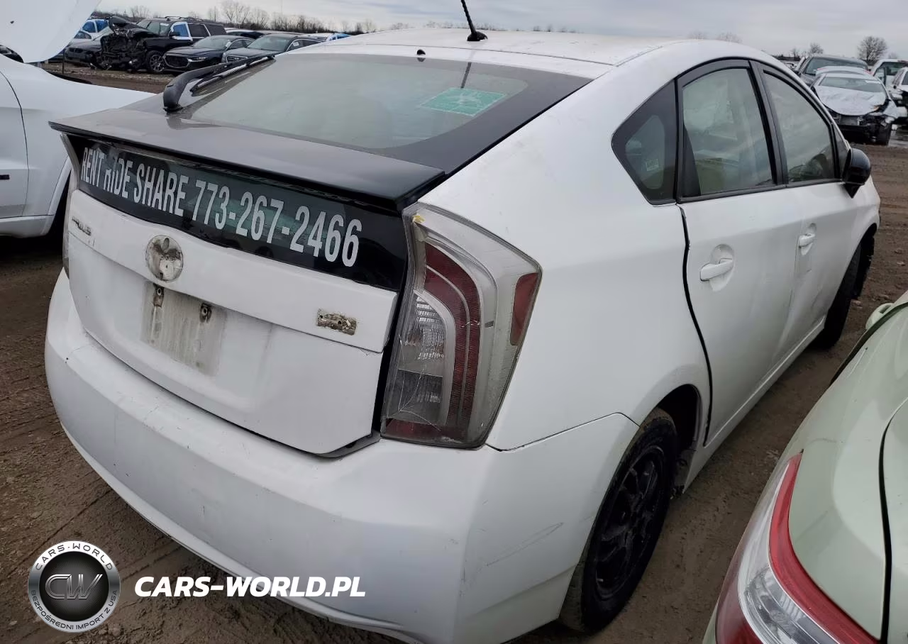2013 Toyota Prius VIN:JTDKN3DU1D1630666 - 3