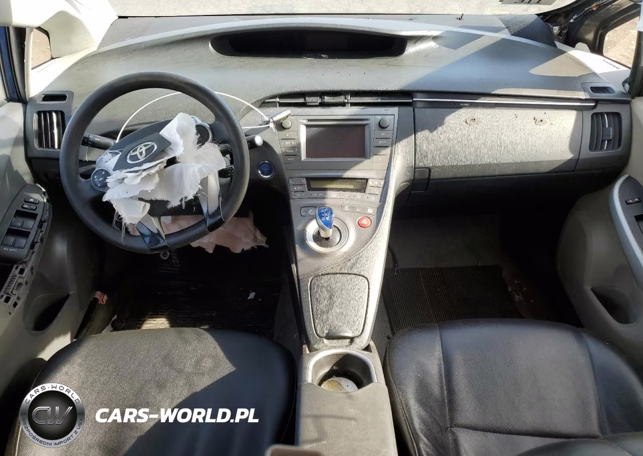2013 Toyota Prius VIN:JTDKN3DU1D1630666 - 8