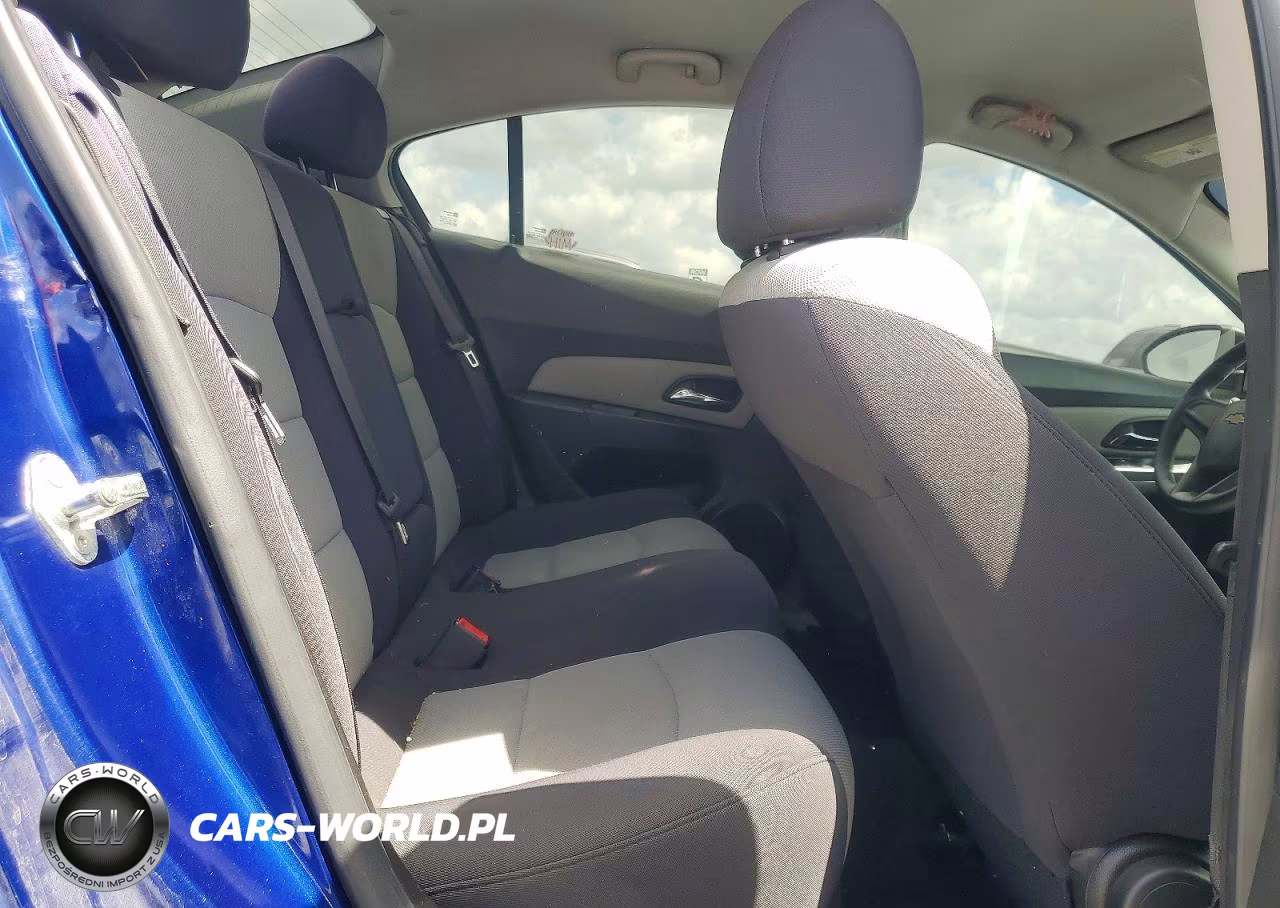 2013 Chevrolet Cruze Ls VIN:1G1PA5SH4D7170153 - 10