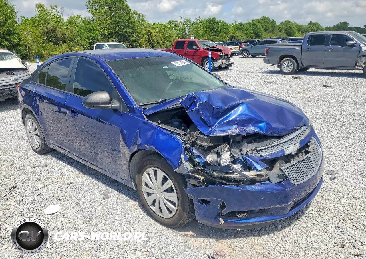 2013 Chevrolet Cruze Ls VIN:1G1PA5SH4D7170153 - 4