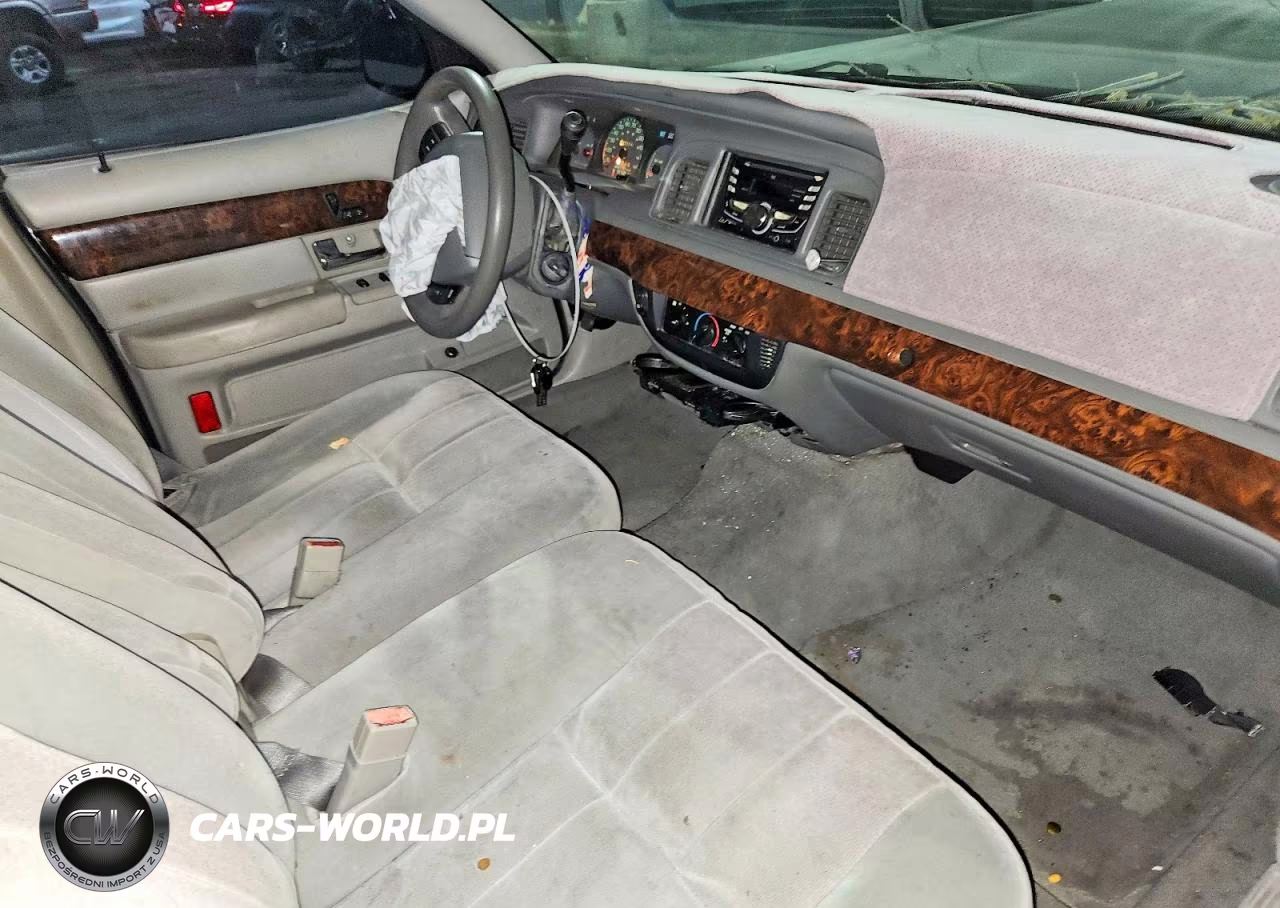 2005 Mercury Grand Marquis Gs VIN:2MEFM74W45X603742 - 13