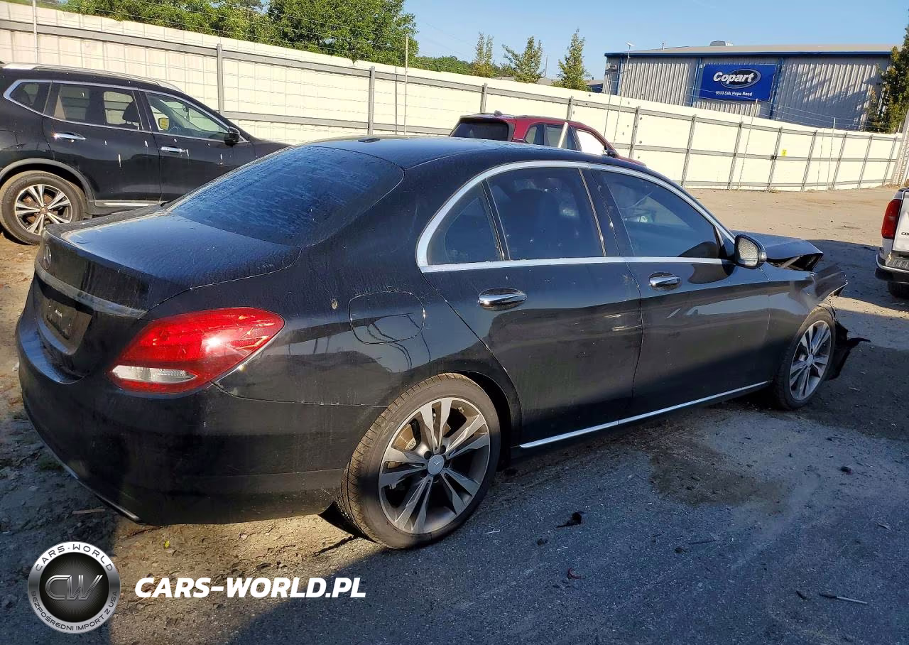 2016 Mercedes-Benz C 300 VIN:55SWF4JB9GU121359 - 3