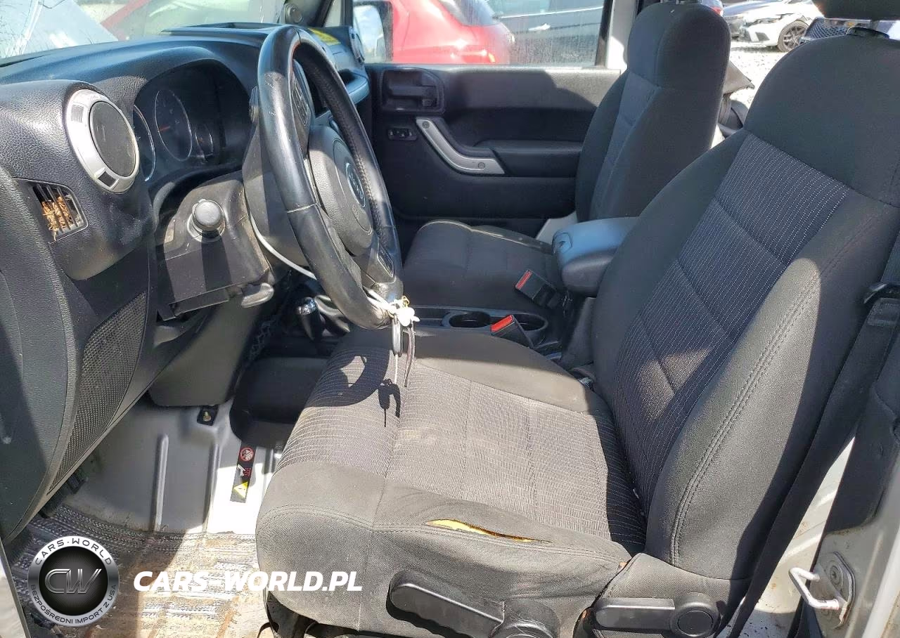 2012 Jeep Wrangler Sahara VIN:1C4AJWBG9CL230072 - 7