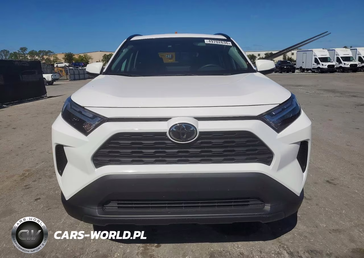 2025 Toyota Rav4 Xle VIN:2T3W1RFV2SC348929 - 5