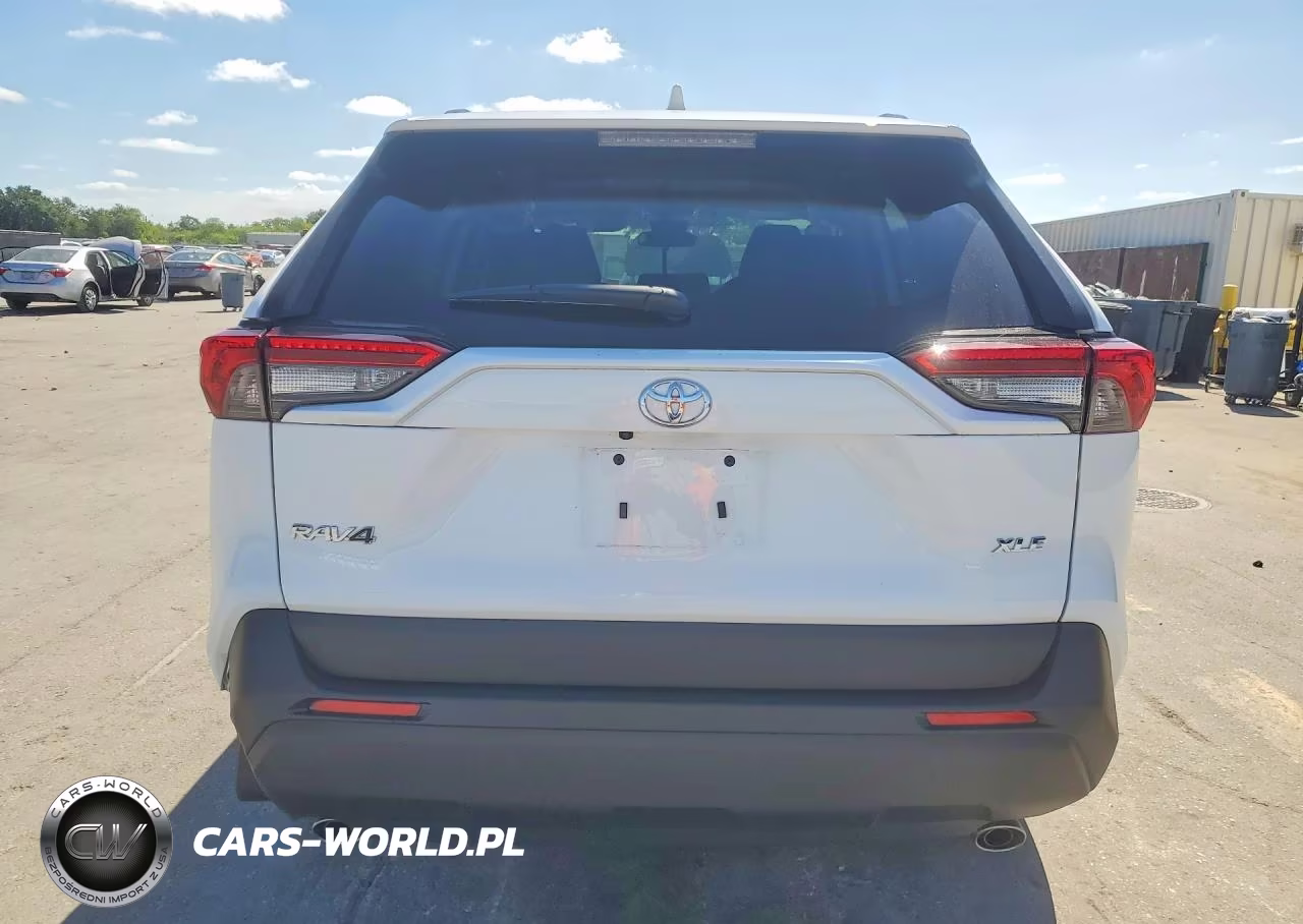 2025 Toyota Rav4 Xle VIN:2T3W1RFV2SC348929 - 6