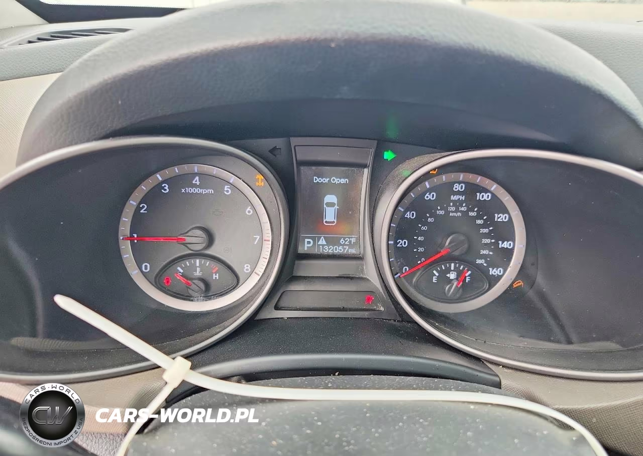 2013 Hyundai Santa Fe Sport 2.4L VIN:5XYZUDLB4DG113451 - 9