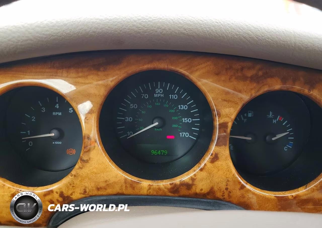 2001 Jaguar Xj8 VIN:SAJDA14C01LF36668 - 9